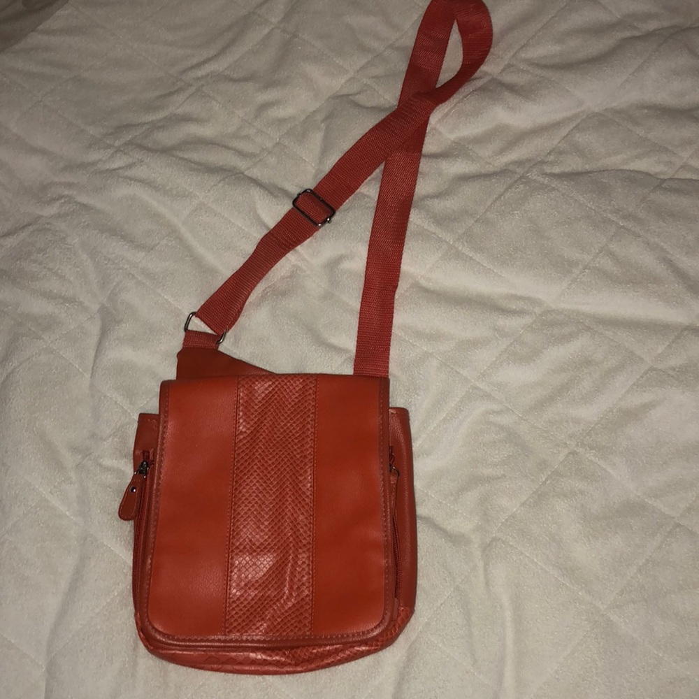 Cute orange side purse.